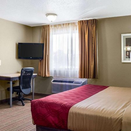 Econo Lodge Grand Forks Dış mekan fotoğraf