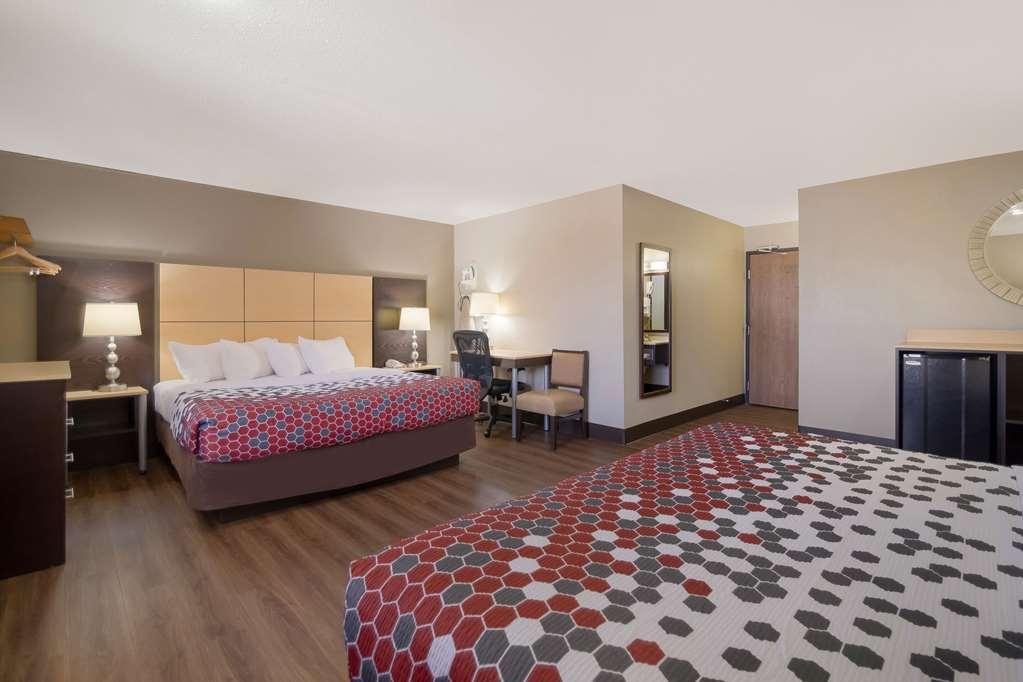 Econo Lodge Grand Forks Oda fotoğraf