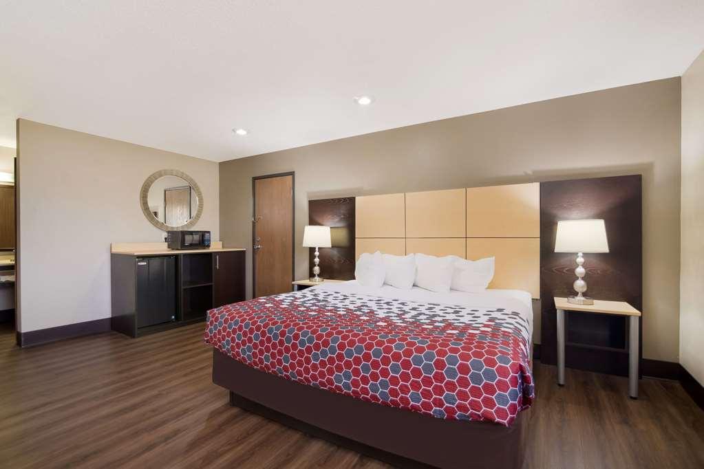 Econo Lodge Grand Forks Oda fotoğraf