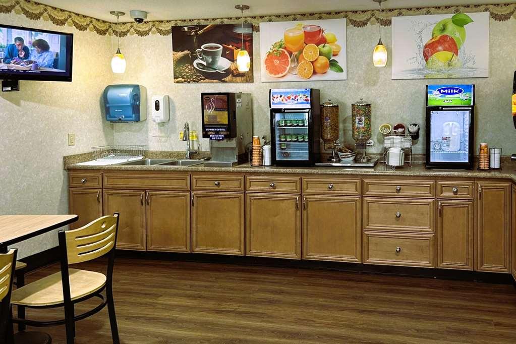 Econo Lodge Grand Forks Restoran fotoğraf
