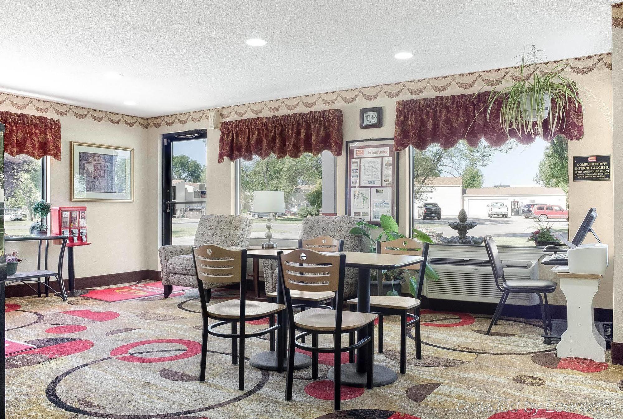 Econo Lodge Grand Forks Dış mekan fotoğraf