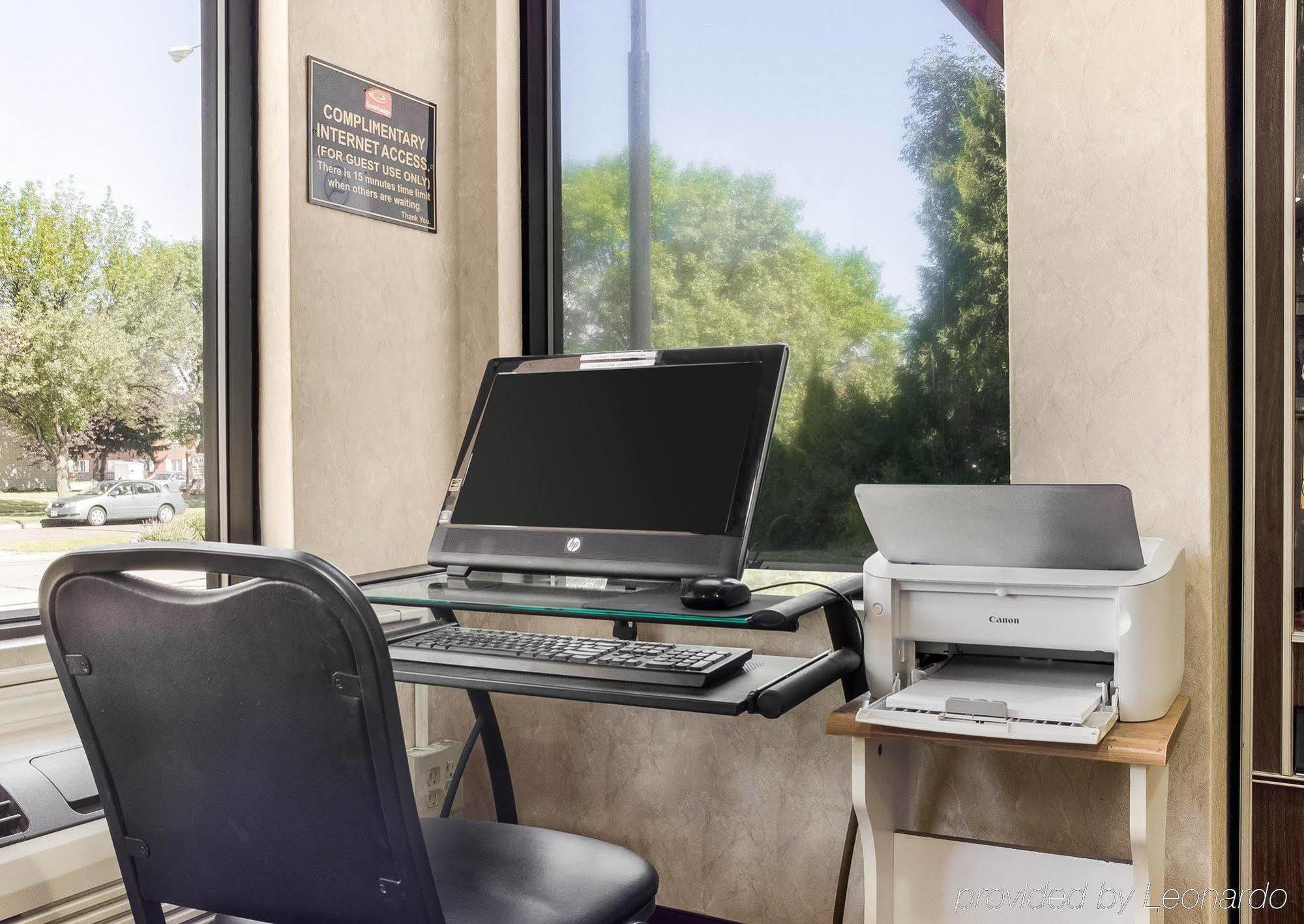Econo Lodge Grand Forks Dış mekan fotoğraf
