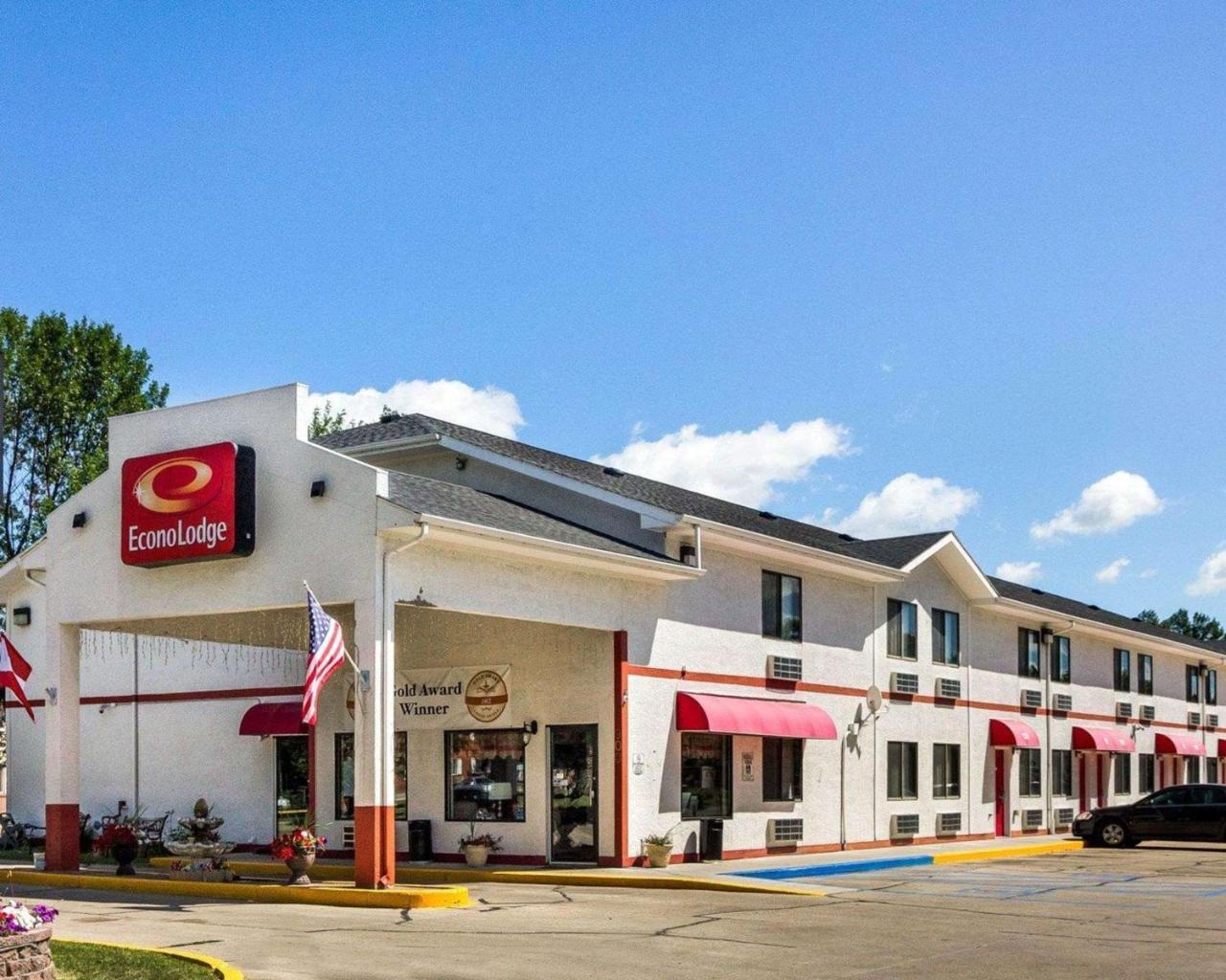 Econo Lodge Grand Forks Dış mekan fotoğraf
