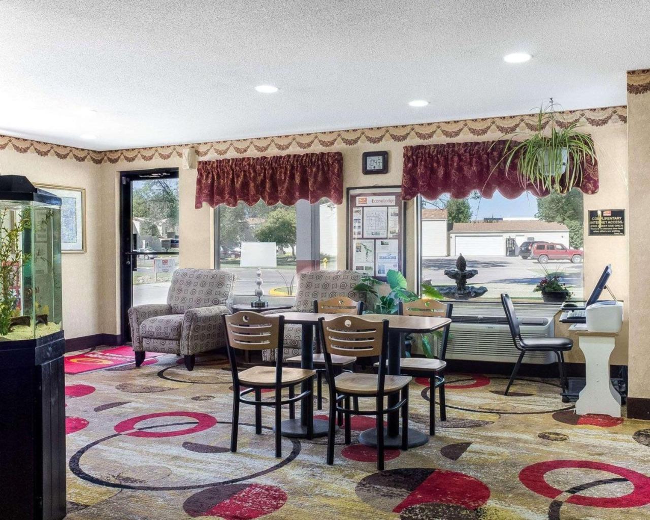 Econo Lodge Grand Forks Dış mekan fotoğraf