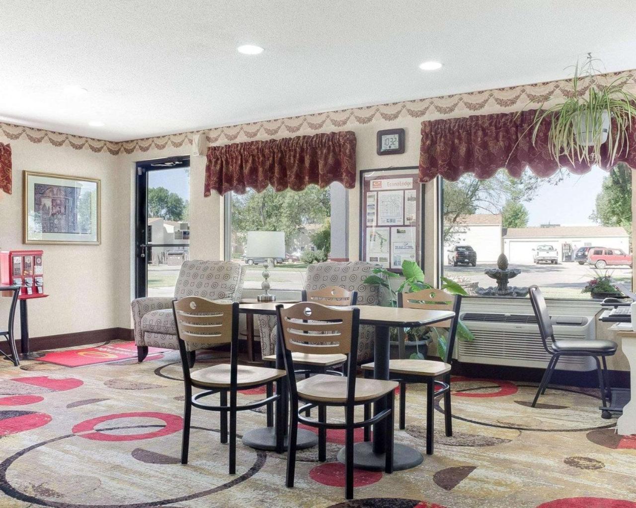 Econo Lodge Grand Forks Dış mekan fotoğraf