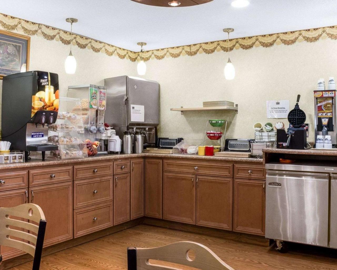 Econo Lodge Grand Forks Dış mekan fotoğraf